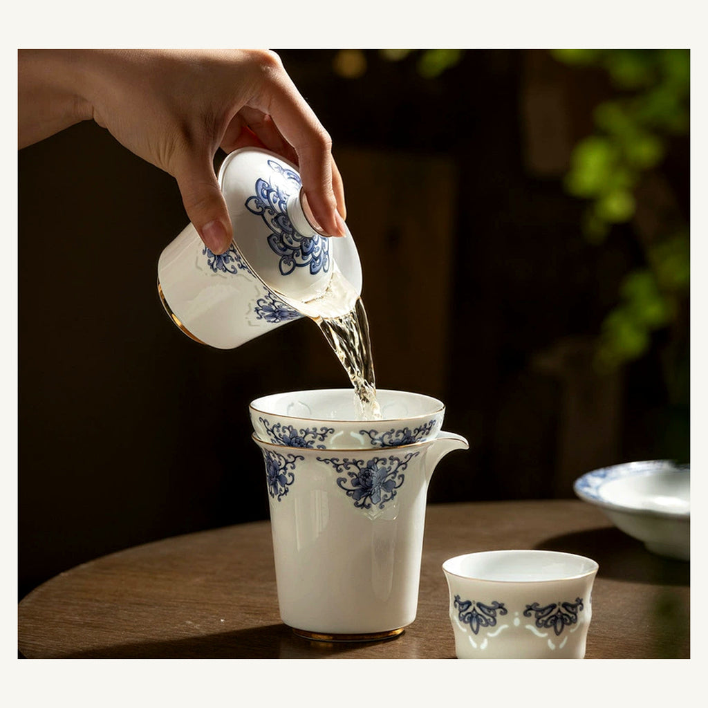 Blue-and-White Linglong Porcelain Gongfu Tea Set | 6-Person Gift Box Service