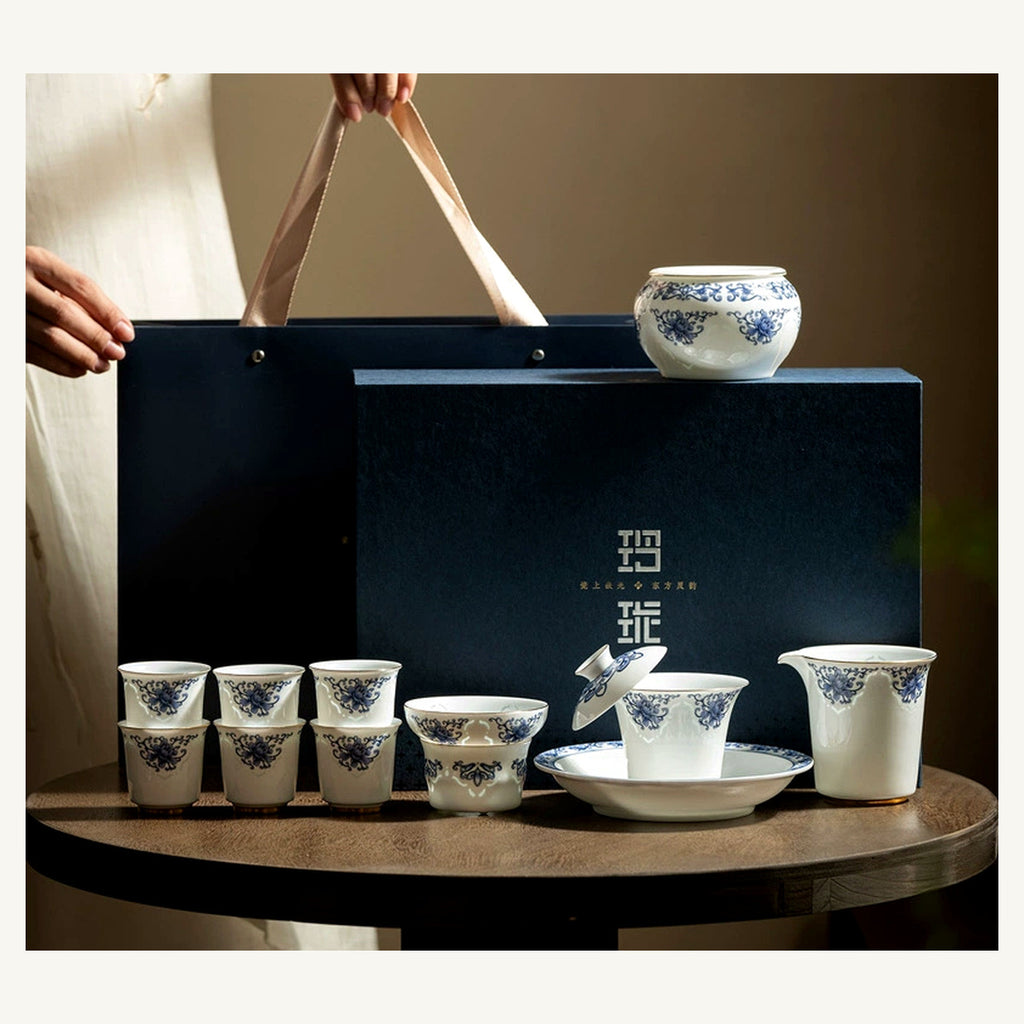 Blue-and-White Linglong Porcelain Gongfu Tea Set | 6-Person Gift Box Service
